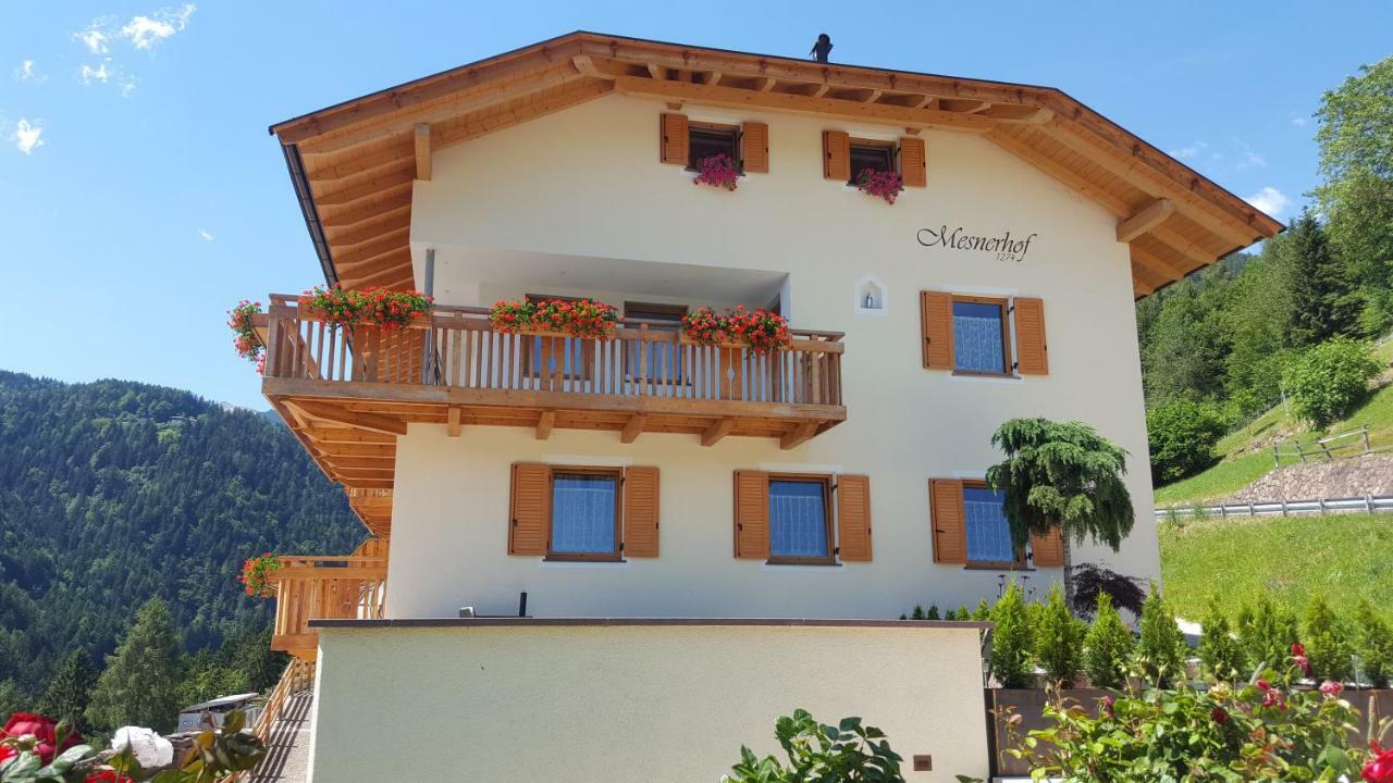 Ferienwohnung Mesnerhof Laurein Exterior foto